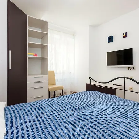 Romeo Apartment